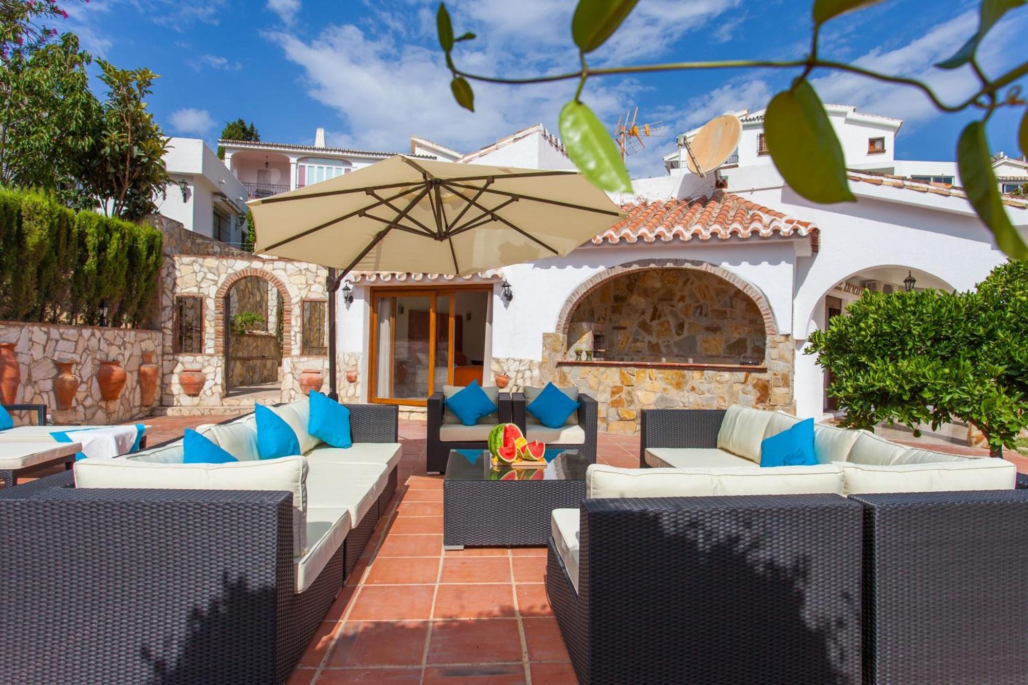 Summer Offers! Fabulous Luxury Villa Near The Beach Sleeps 8 Benalmádena Eksteriør bilde