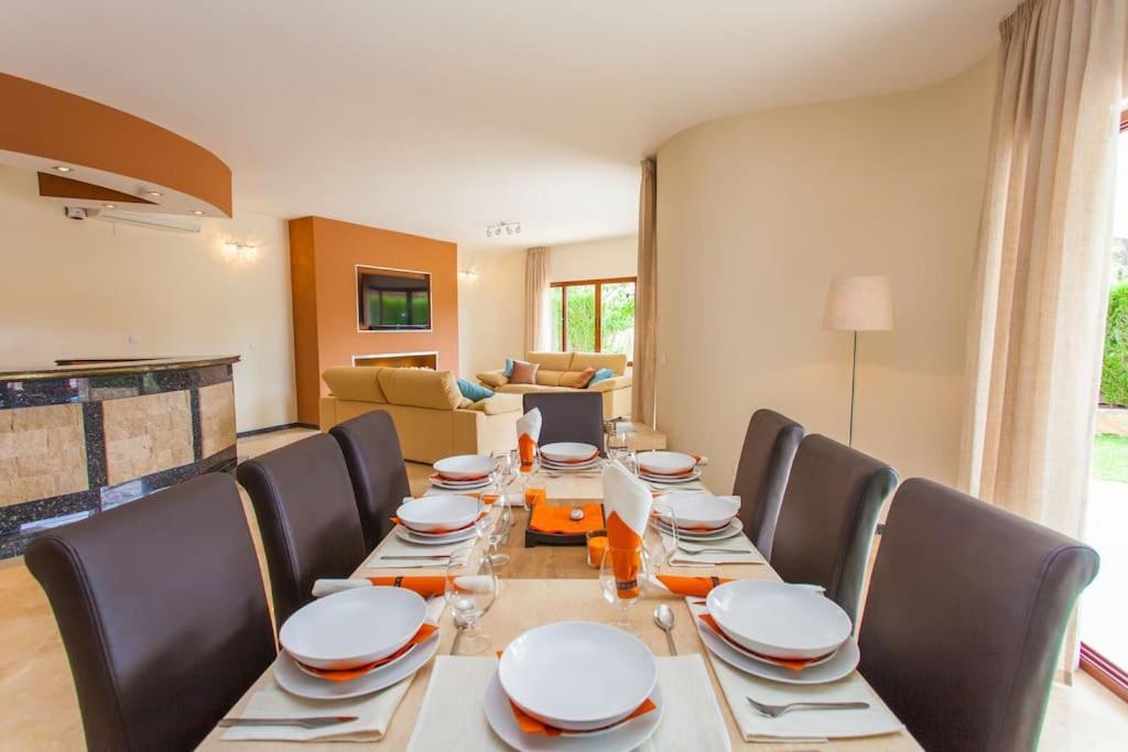 Summer Offers! Fabulous Luxury Villa Near The Beach Sleeps 8 Benalmádena Eksteriør bilde