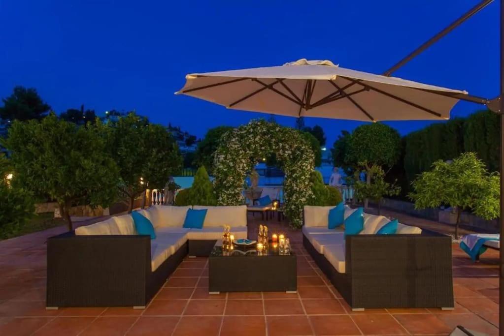 Summer Offers! Fabulous Luxury Villa Near The Beach Sleeps 8 Benalmádena Eksteriør bilde