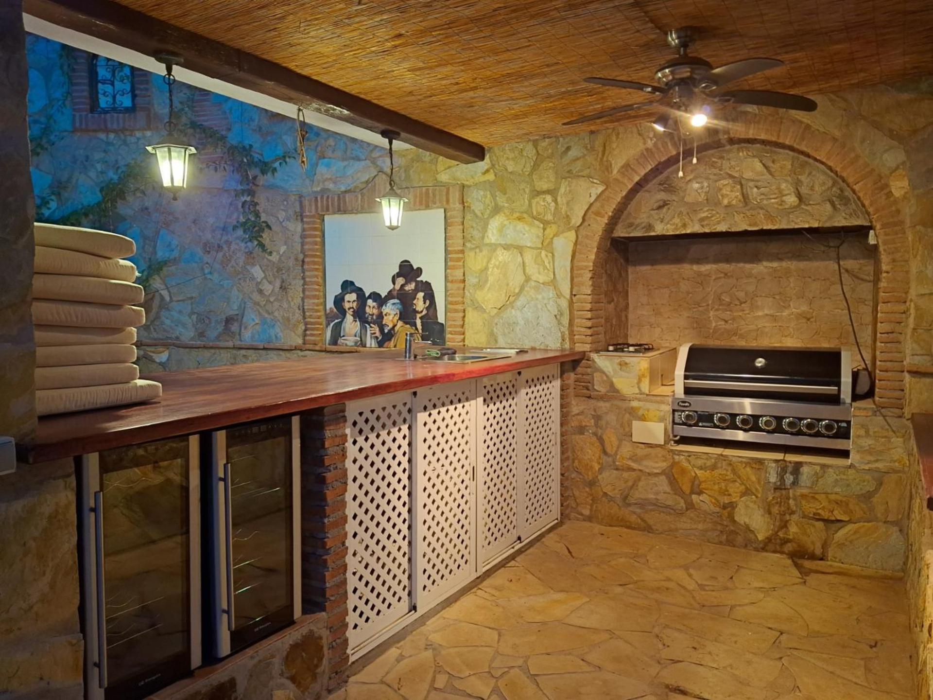 Summer Offers! Fabulous Luxury Villa Near The Beach Sleeps 8 Benalmádena Eksteriør bilde