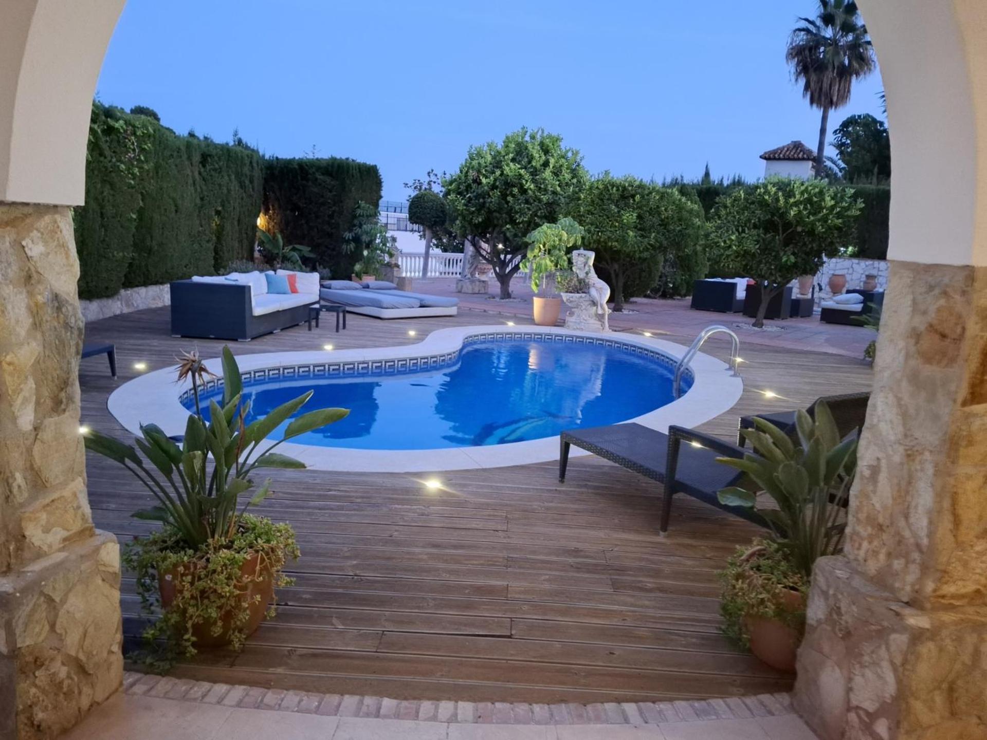 Summer Offers! Fabulous Luxury Villa Near The Beach Sleeps 8 Benalmádena Eksteriør bilde